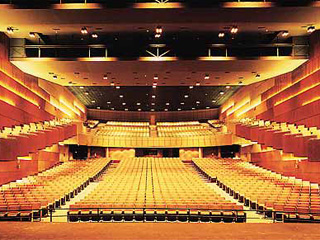 teatro abril3